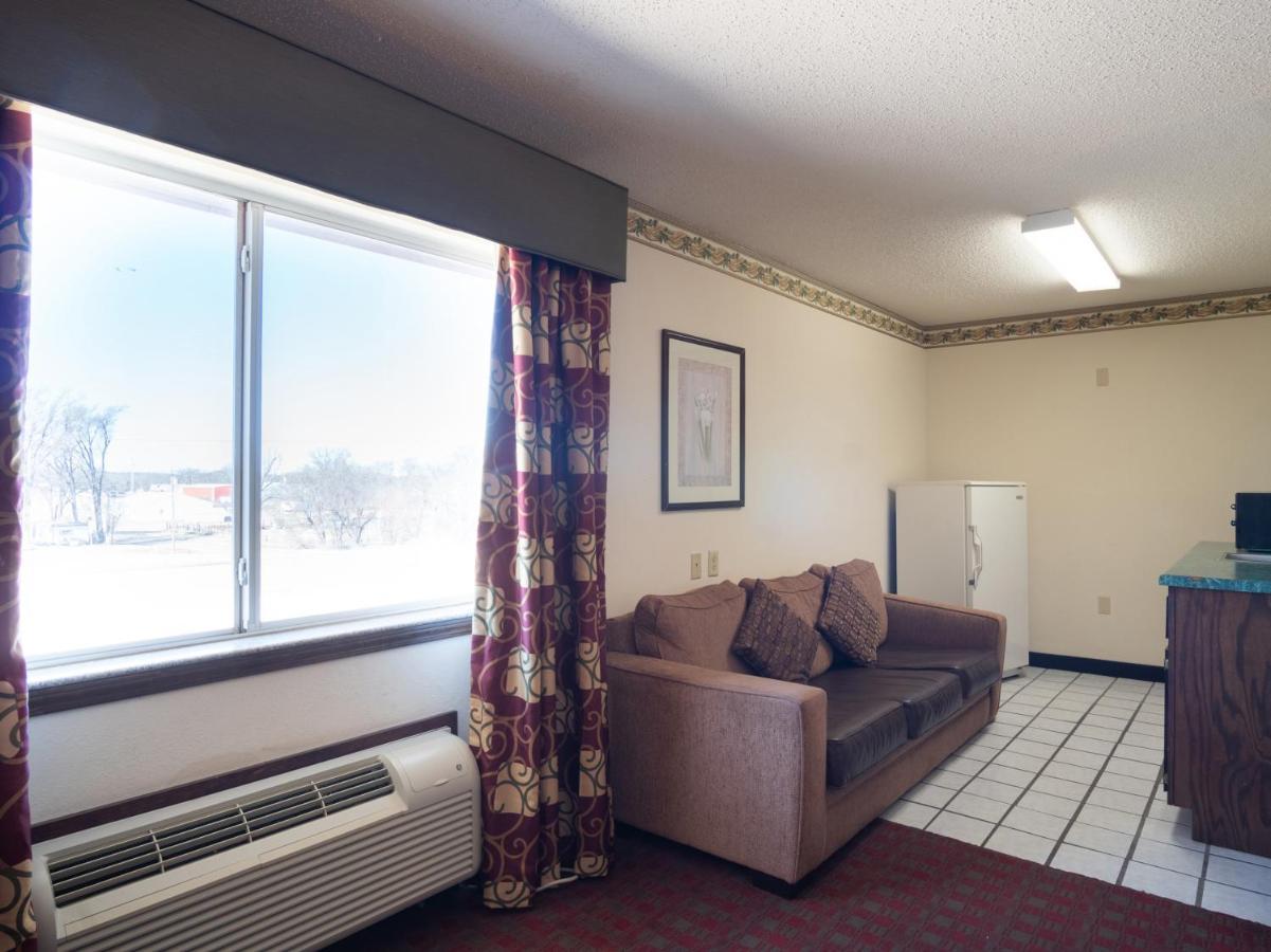 Executive Inn Alva Extérieur photo