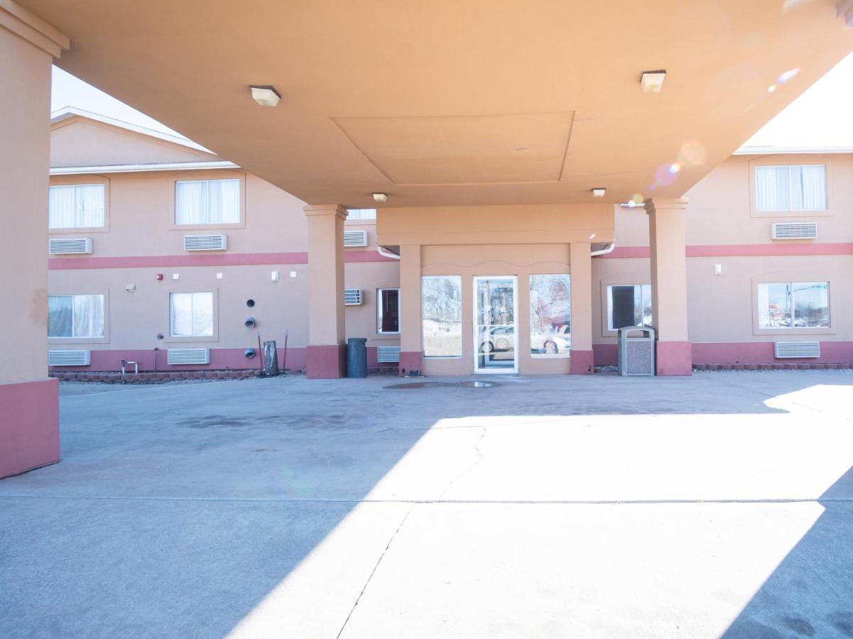 Executive Inn Alva Extérieur photo